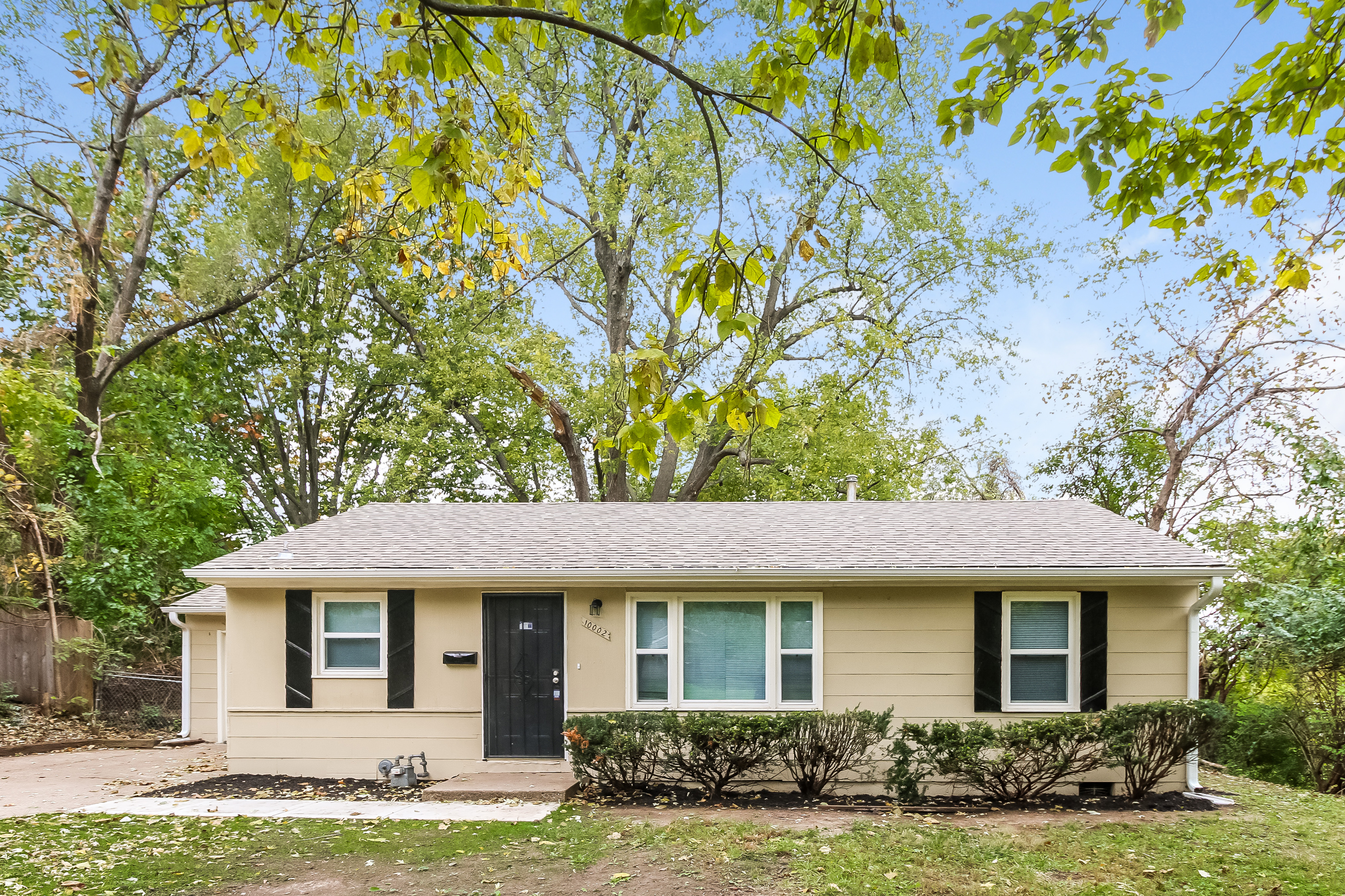 10002 Drury Ave Kansas City, MO 64137